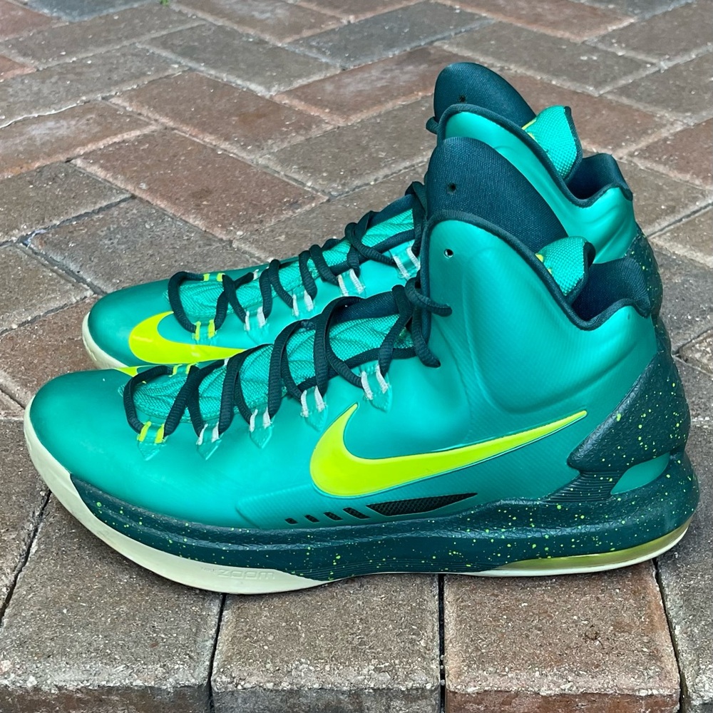 Nike KD5 ‘The Hulk’ basketball sneakers - Picture 4 of 11
